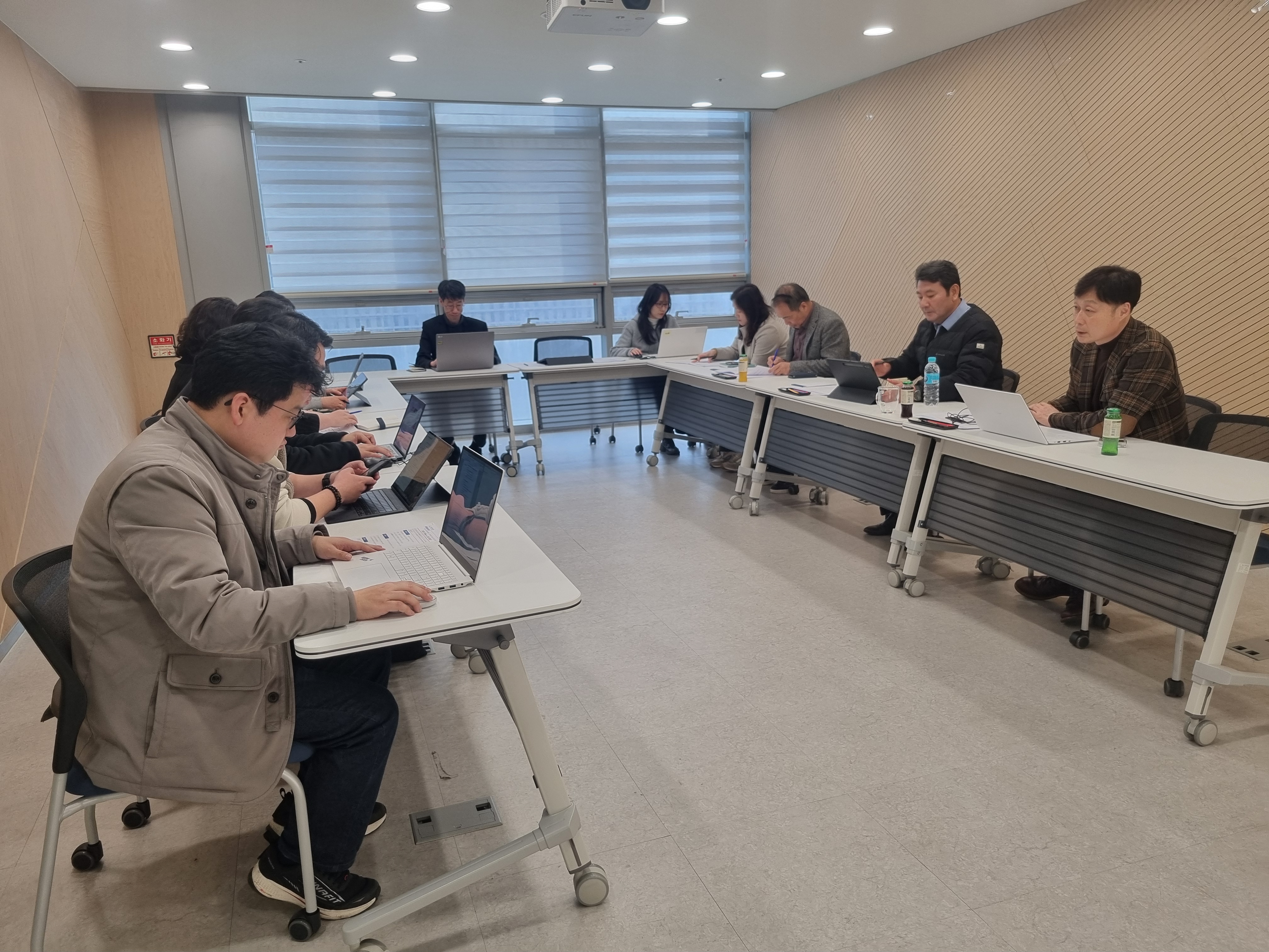 월 1회 운영위원회 추진